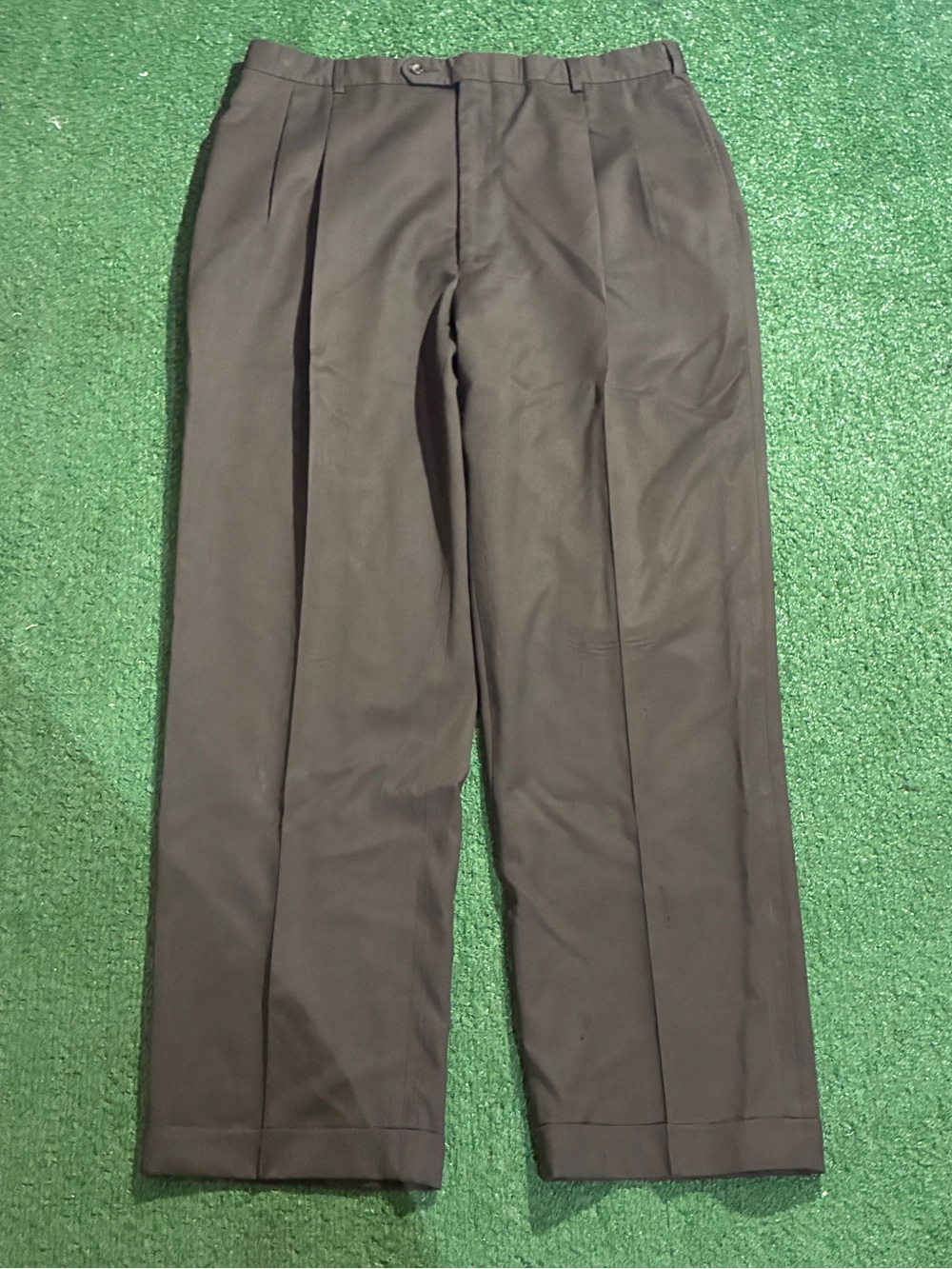 Men's Jos. A. Bank Olive Green Pleated Dress Pants